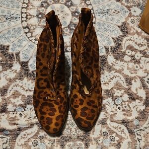 Mata Shoes Leopard Print Lace-Up Boots
